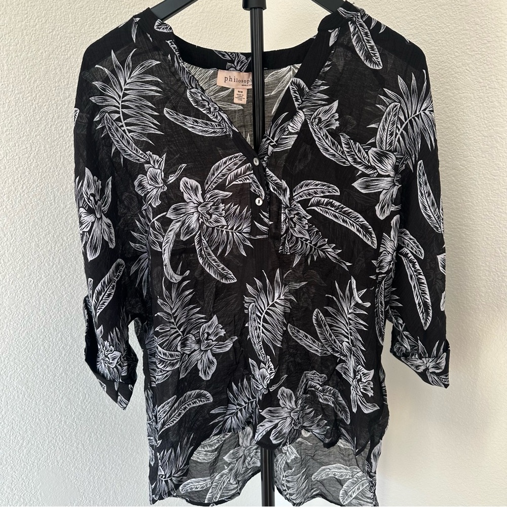 Philosophy Black and White Floral Blouse Medium